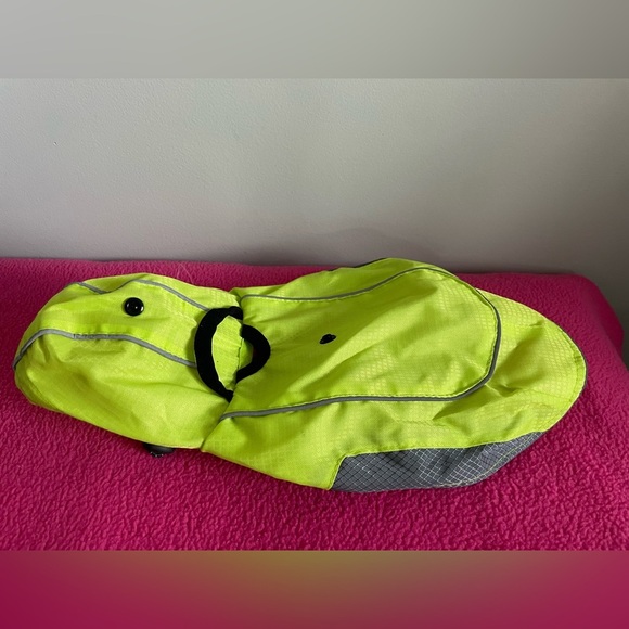 Top Paw Reflective Dog Rain Coat - Picture 2 of 3